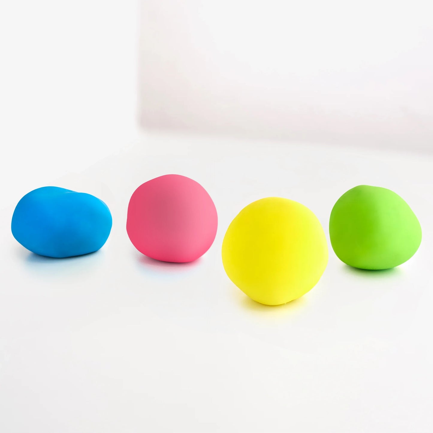 Squeez-A-Ball - Skillworld