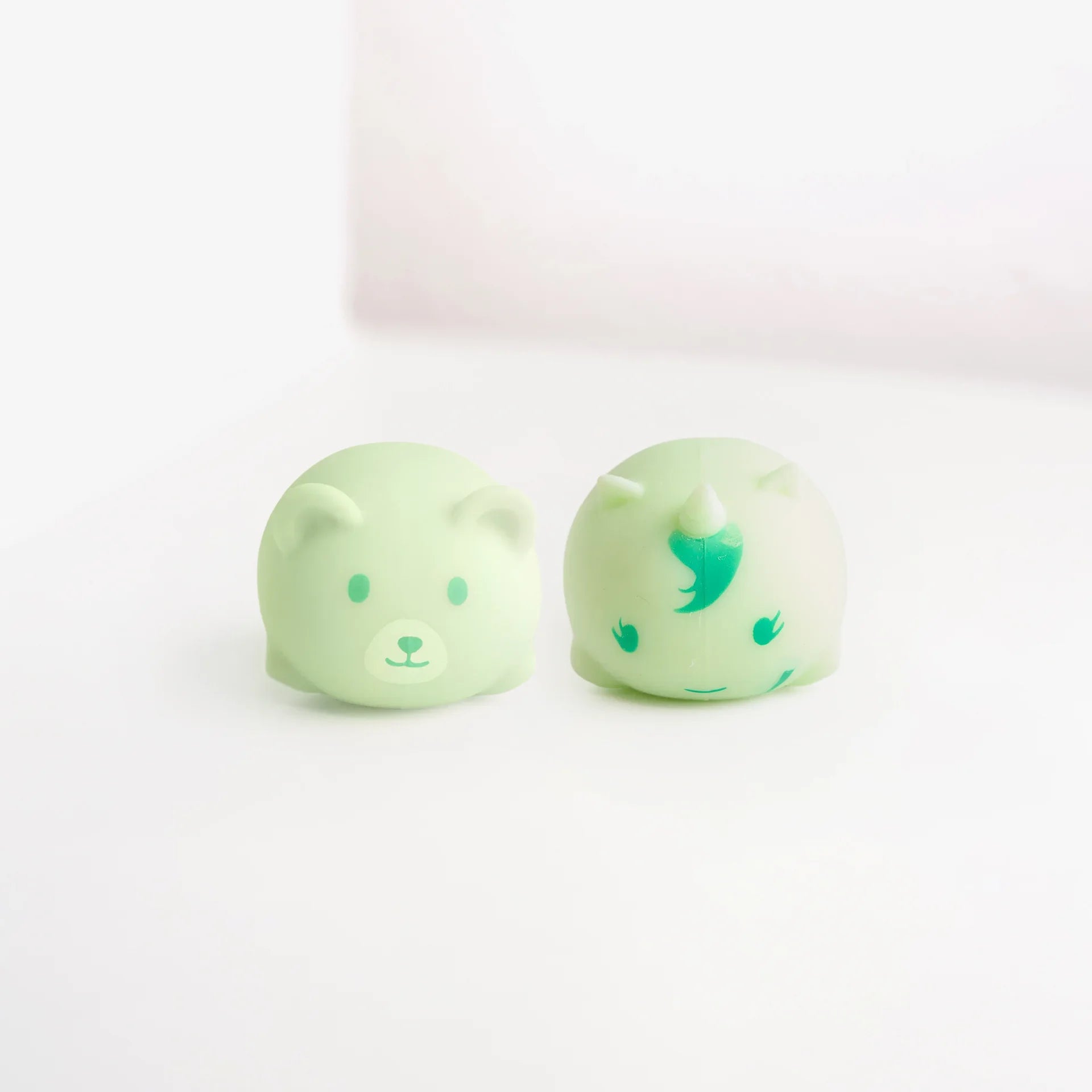 Glow in the Dark Mini Pet (Einzeln) - Skillworld